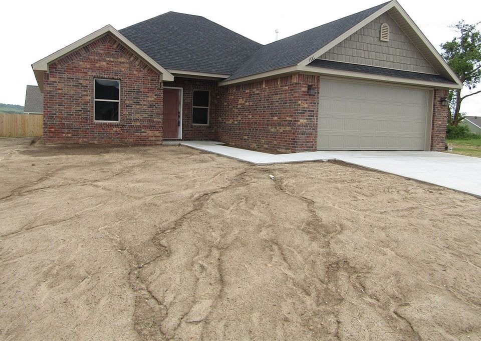 1st image of 1381 General McCrae Dr