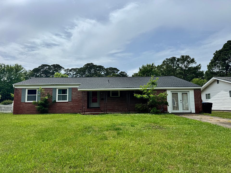 1st image of 569 Caren Dr