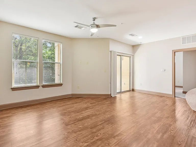 Lakeline East Apartments, Cedar Park, Texas