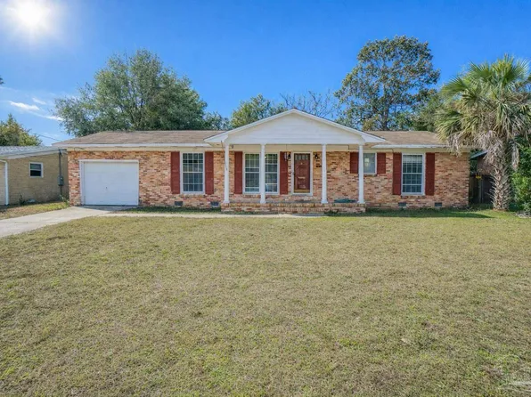 3815 Summer Dr, Pensacola, FL 32504