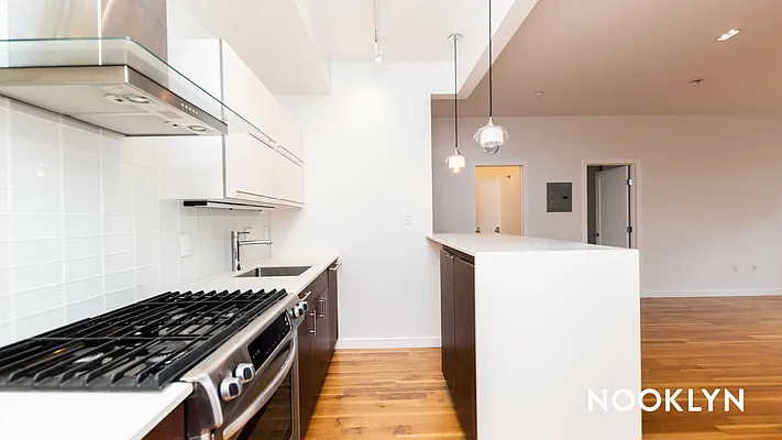 Rented by Nooklyn NYC LLC | media 73