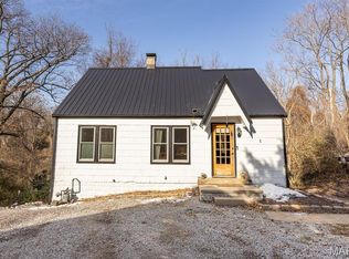 1 Cedar Hill Dr, Belleville, IL 62223