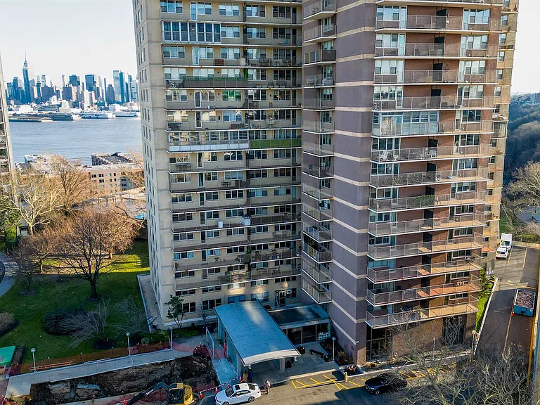 6040 Boulevard East #24M — Photo 16