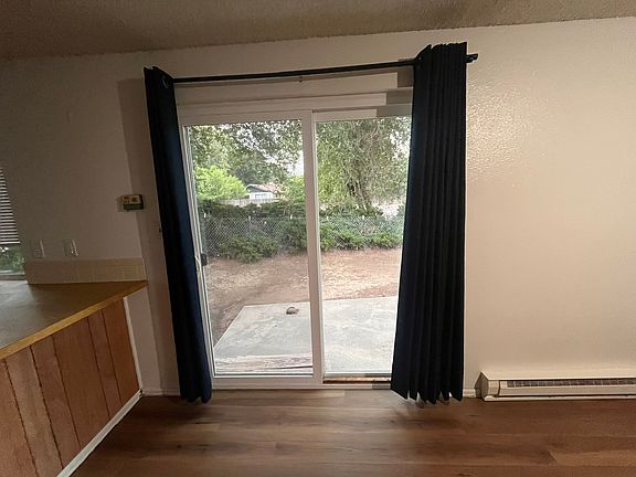 2nd image of 1015 Hover St