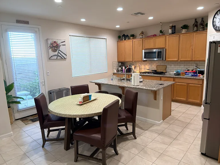 1547 S Oliveira Dr — Photo 10