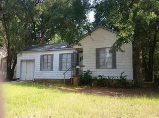 1419 Mahlow Dr, Longview, TX 75601