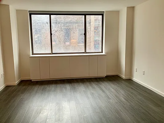 Rented by The Dermot Realty Management Company | media 36