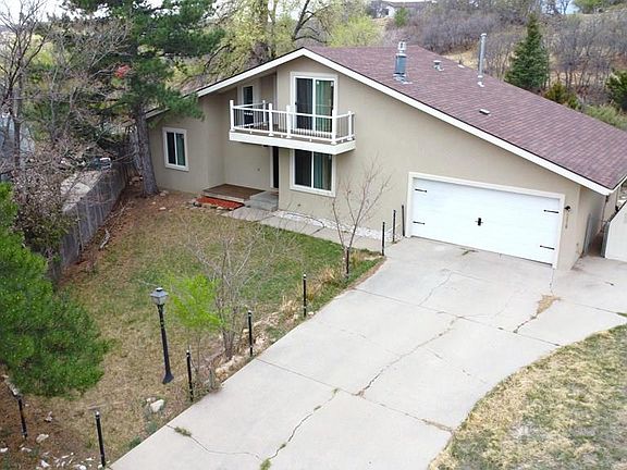 2nd image of 5820 Reef Pl