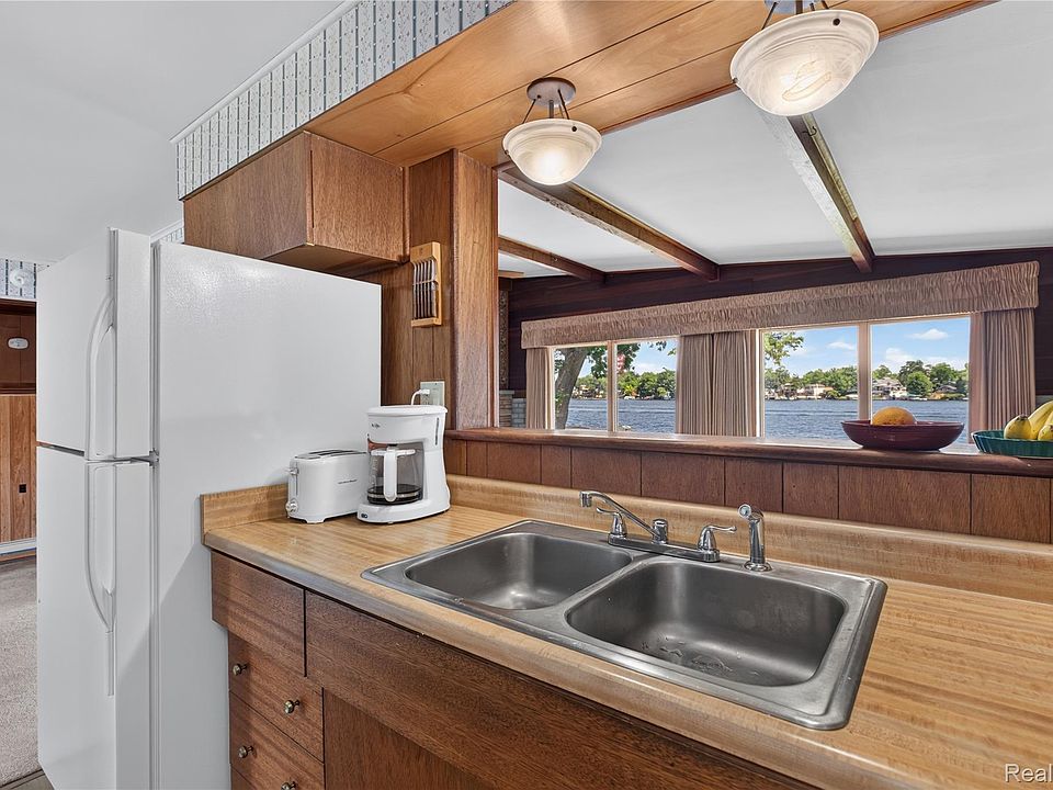 91 Crescent Ave, photo 11