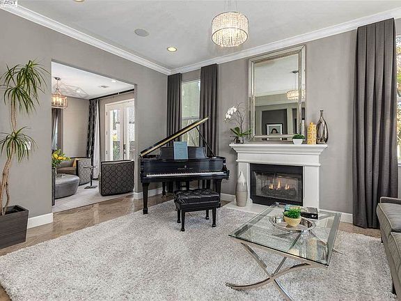4th image of 5927 Sterling Greens Cir