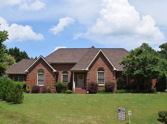 2nd image of 86 Woodmanor Pl