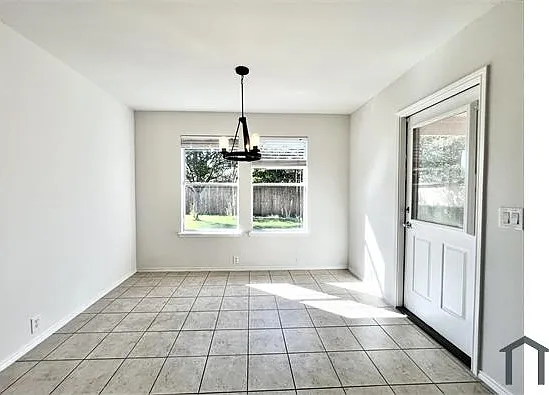 903 Mazatlan Ct — Photo 7
