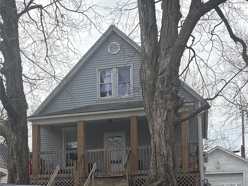1st image of 535 S 22nd Pl