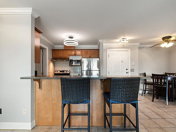 5th image of 45769 Stevenson Rd #412