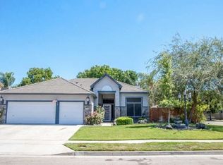751 Brentwood Dr, Lemoore, CA 93245