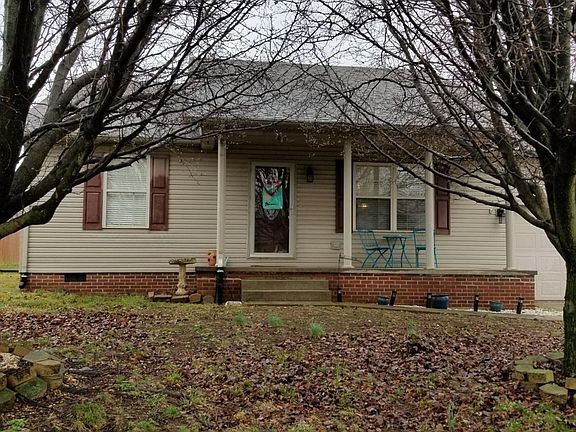 2nd image of 276 Woodland Ln