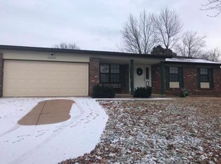 3900 Stone Ridge Ct, Arnold, MO 63010