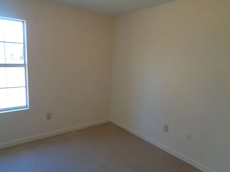 1475 Hadorn Rd — Photo 12