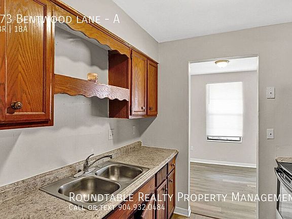 5th image of 473 Bentwood Ln Unit A