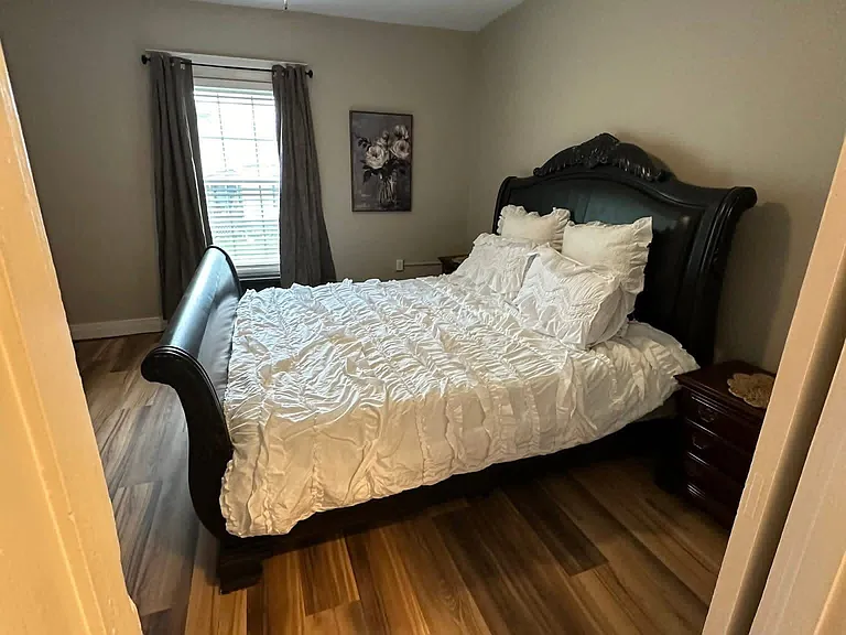 108 S Franklin St #3 — Photo 9