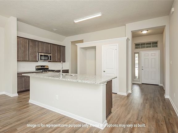 3rd image of 305 Broaddus Bnd