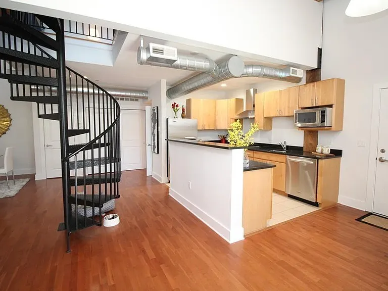 4 Powder Mill Sq #106D — Photo 13