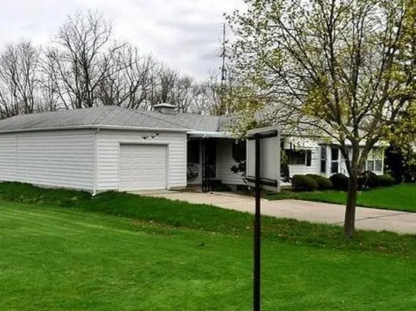 3834 New Carlisle Pike, Springfield, OH 45504