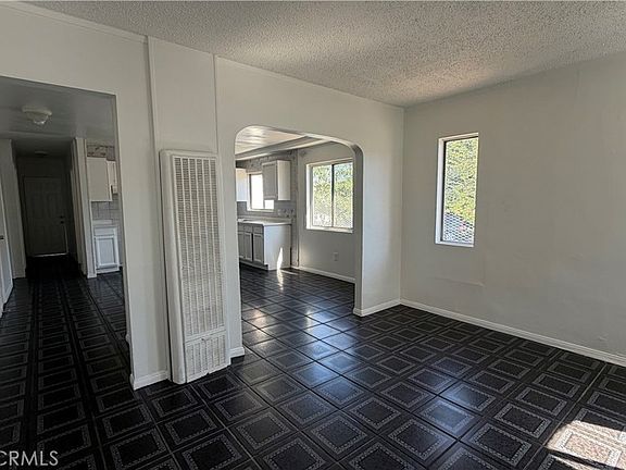 4th image of 5620 Fortuna St