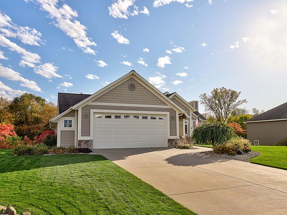 3rd image of 8924 Mica Dr