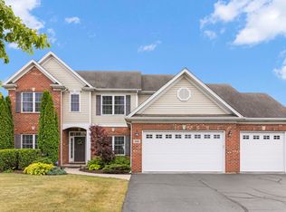 446 Rutland Rd, Dekalb, IL 60115