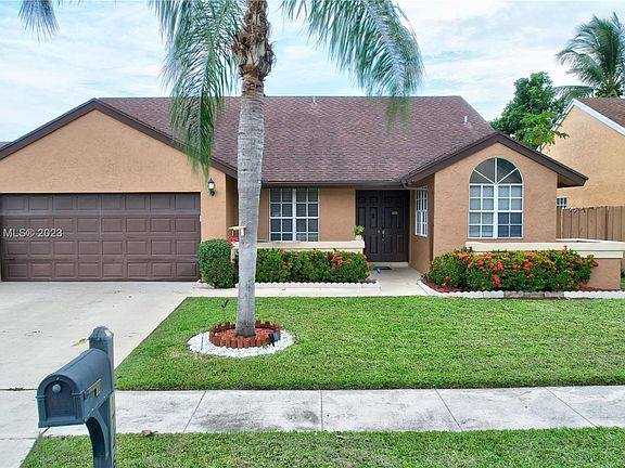 2nd image of 1746 Banyan Creek Ct