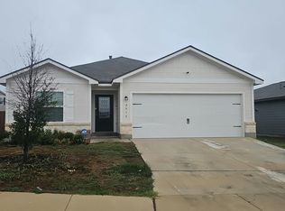 2938 Forsyth Cyn, Converse, TX 78109
