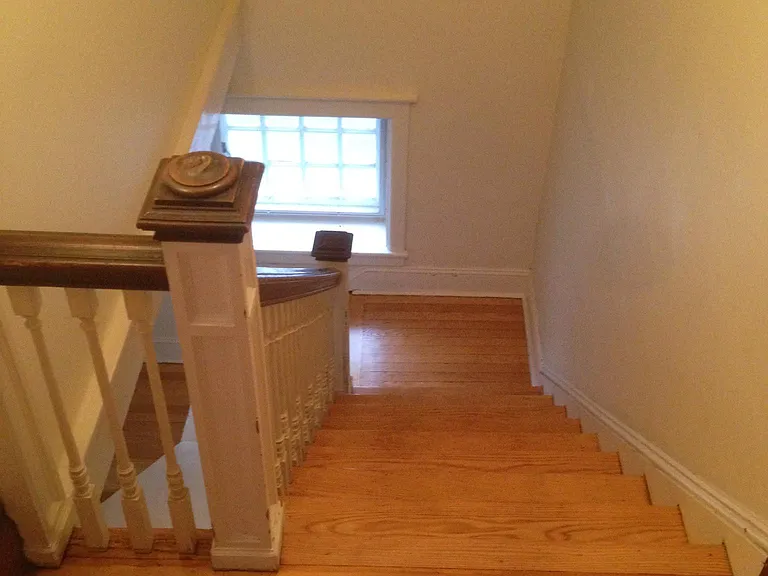 441 Lyceum Ave — Photo 9
