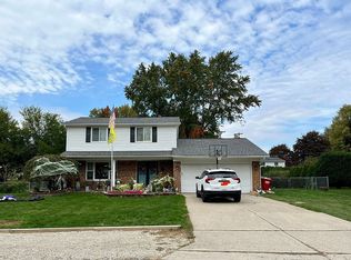 25637 Cortez St, Harrison Township, MI 48045