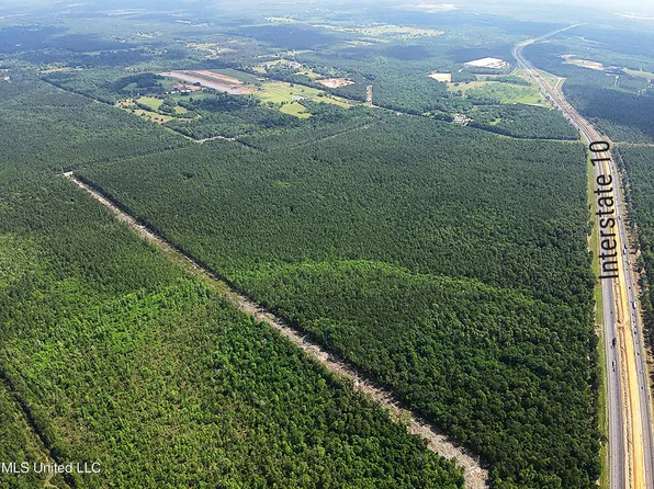 W Interstate Highway 10, Pass Christian, MS 39571