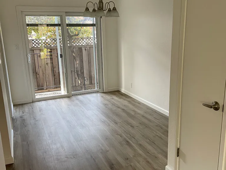 218 El Dorado Ave — Photo 14