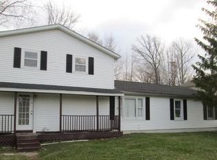 902 Pontiac Ave, Painesville, OH 44077