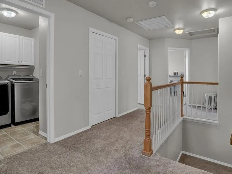 5727 Cross Creek Dr — Photo 16