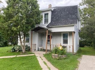 1079 E Spruce St, Sault Ste Marie, MI 49783