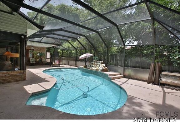 2nd image of 3901 S Cree Dr