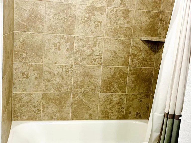 512 Turkey Creek Cv — Photo 38