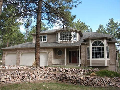 Woodmoor home on 3/4 of an acre