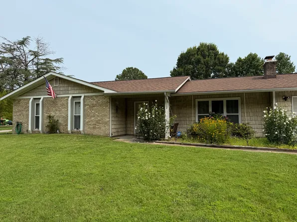 1800 Winter Park Ct, Virginia Beach, VA 23453