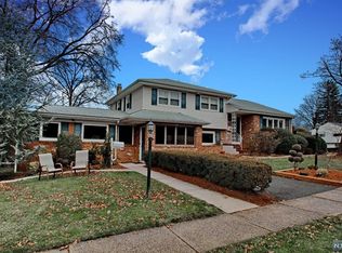 38-27 Fair Lawn Ave #1X, Fair Lawn, NJ 07410