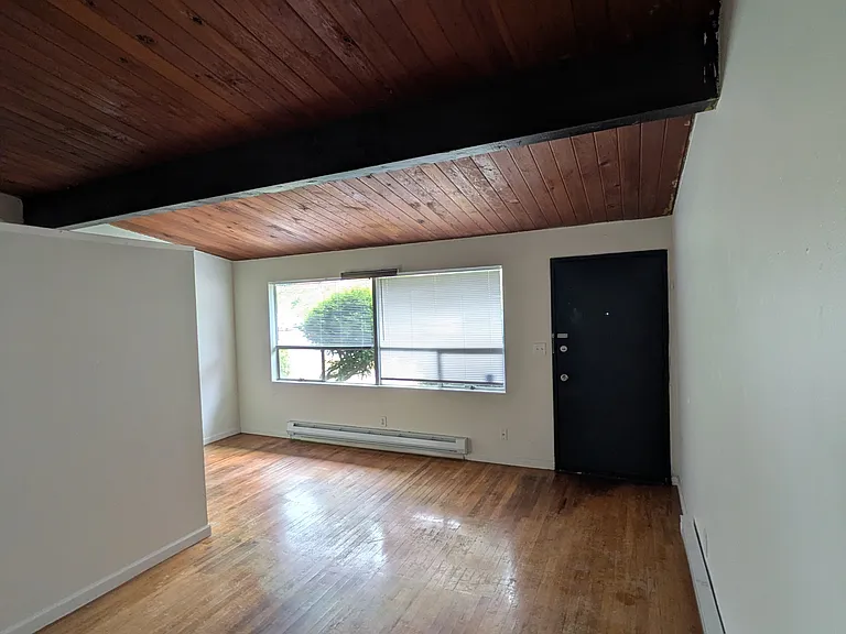 1495 S Columbian Way #3 — Photo 4