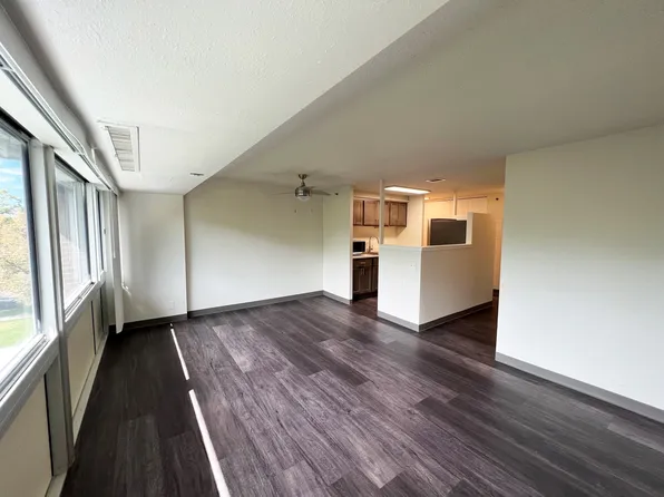 Fellowship Manor (Must Be 55 Years or Older)