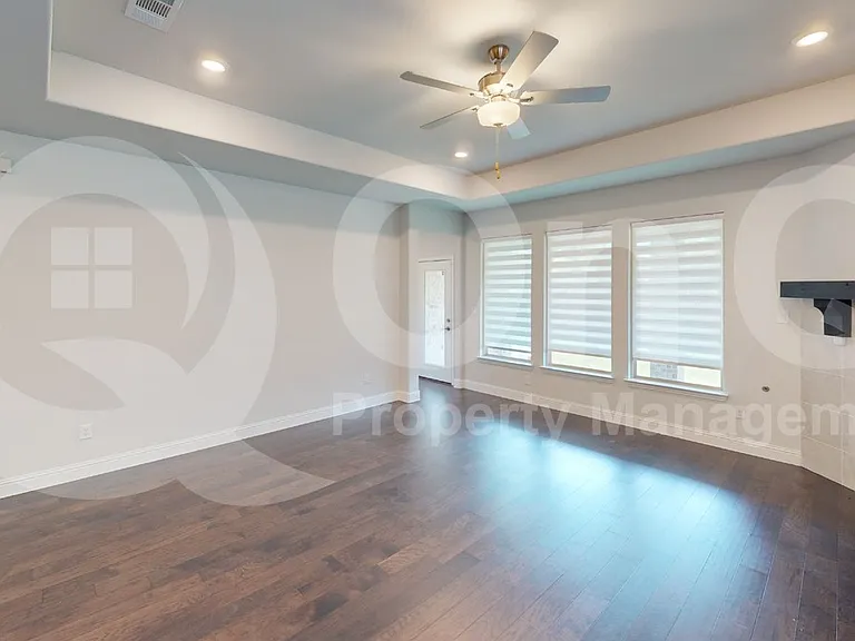 3307 Ashlar Ct — Photo 4