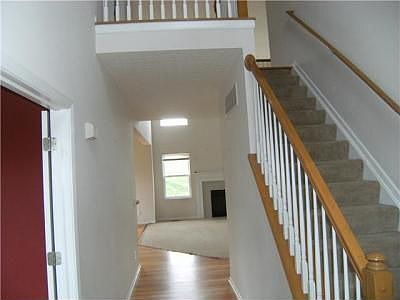 4th image of 9725 Camarillo Cir
