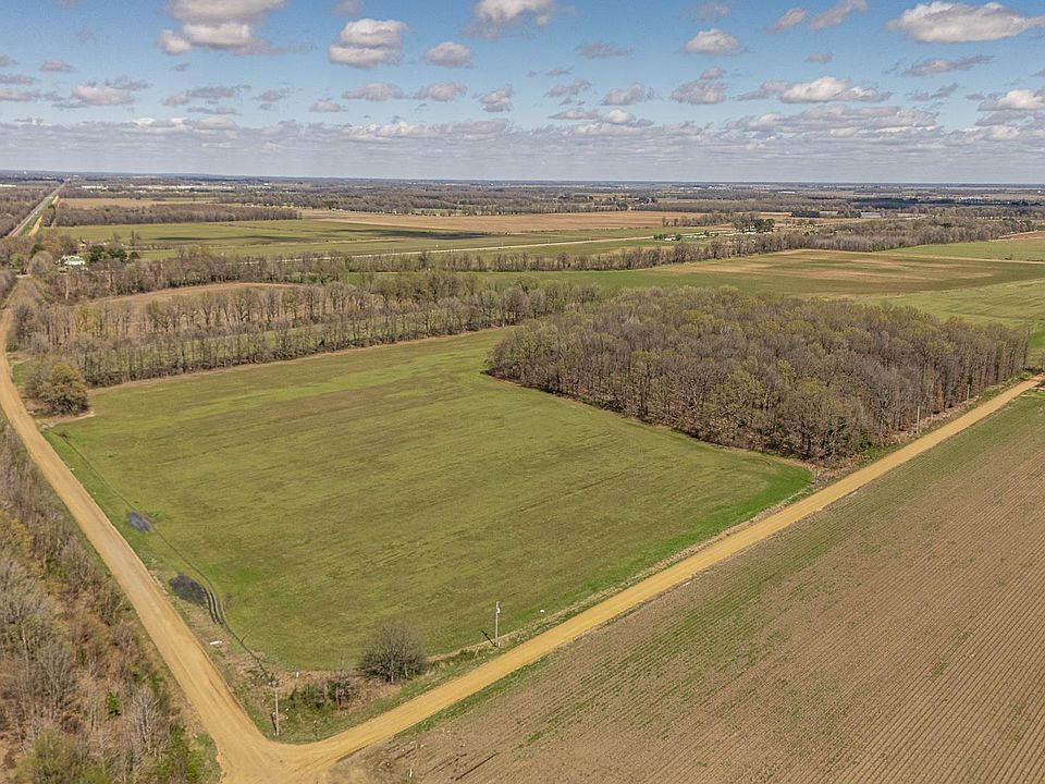 1st image of 921 Greene Rd