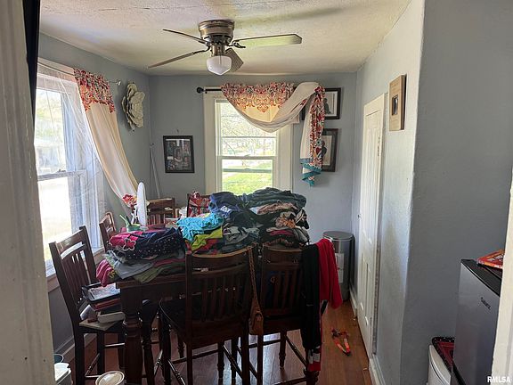 3rd image of 1914 S 16th St